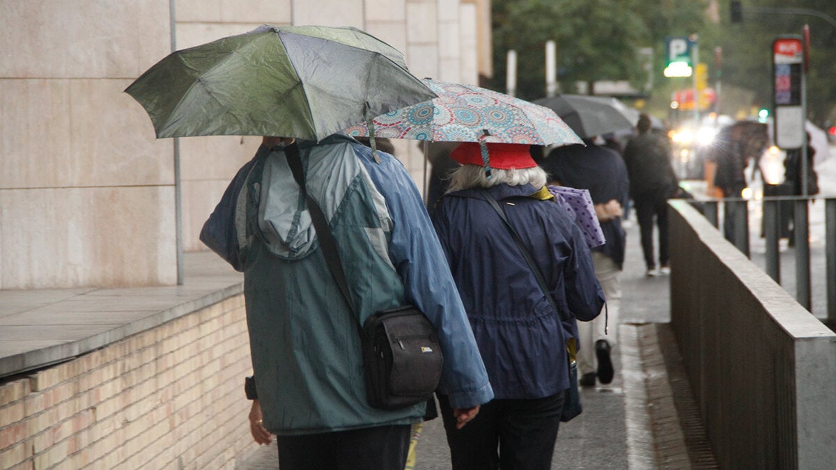 阿拉贡天气突变：强降雨来袭，多地启动预警