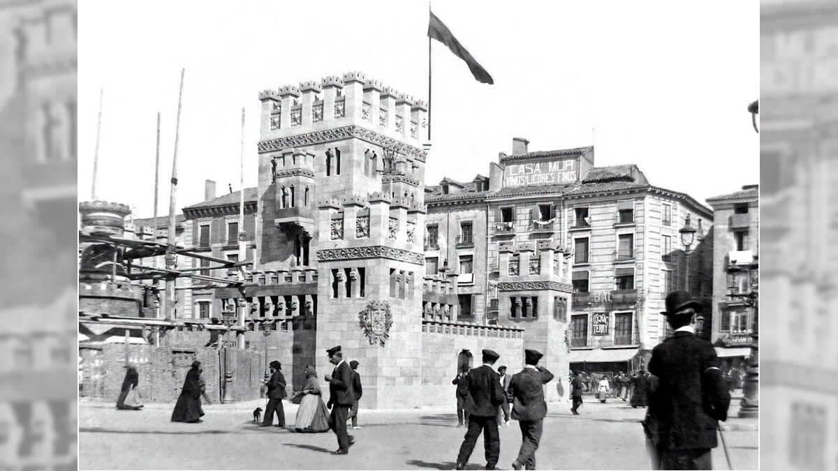 萨拉戈萨1904年建造的巨型城堡：本想烧掉却始终未能燃烧