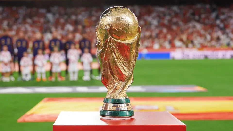 西班牙世界杯奖杯将抵达萨拉戈萨：日期、时间及参观方式