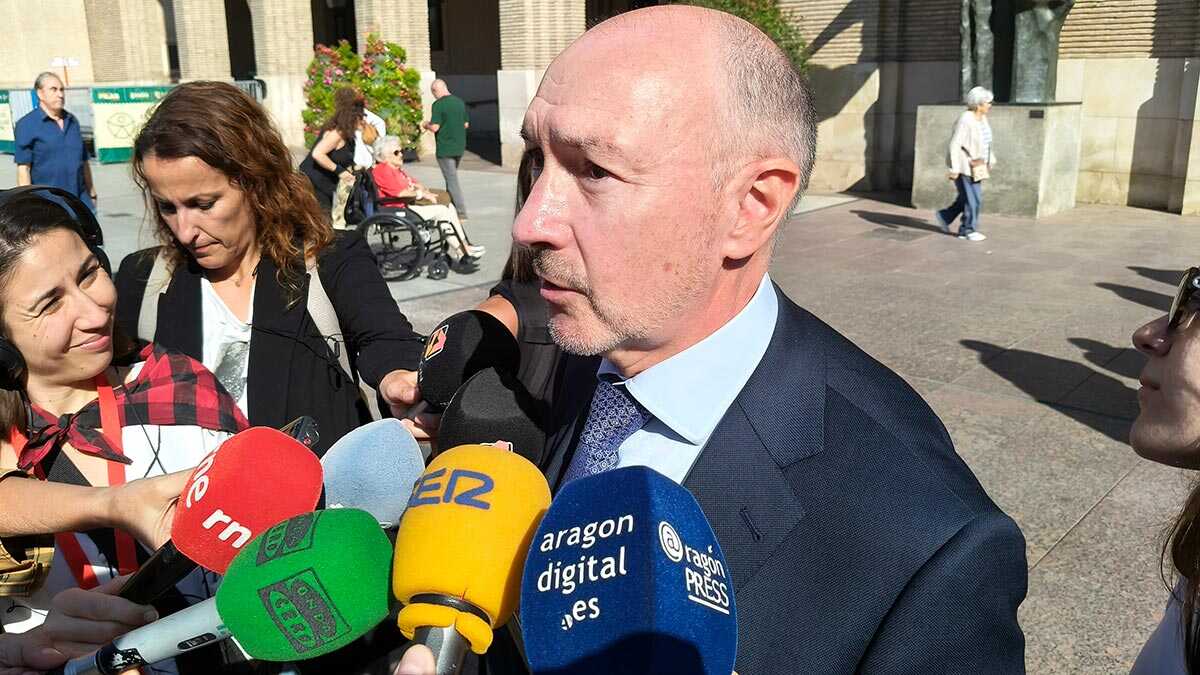费尔南多·贝尔特兰将领衔西班牙工人社会党萨拉戈萨省国会选举名单，竞逐11月29日大选