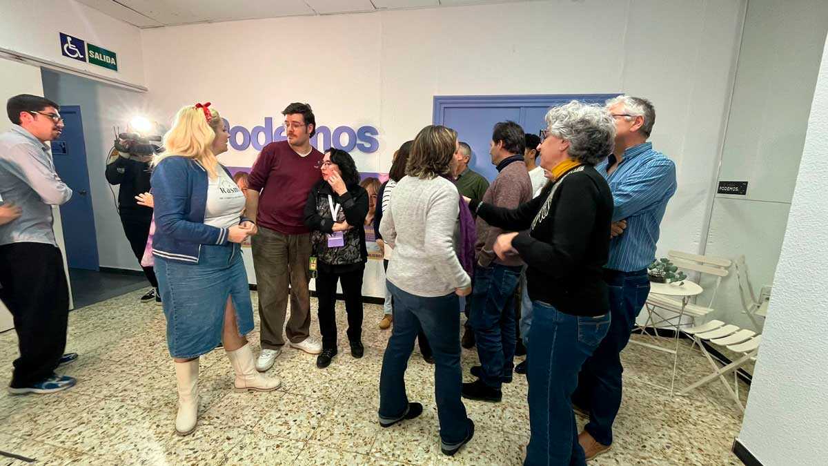 里卡德·米特哈纳辞去阿拉贡 Podemos 协调员职务，左翼正值危机之际