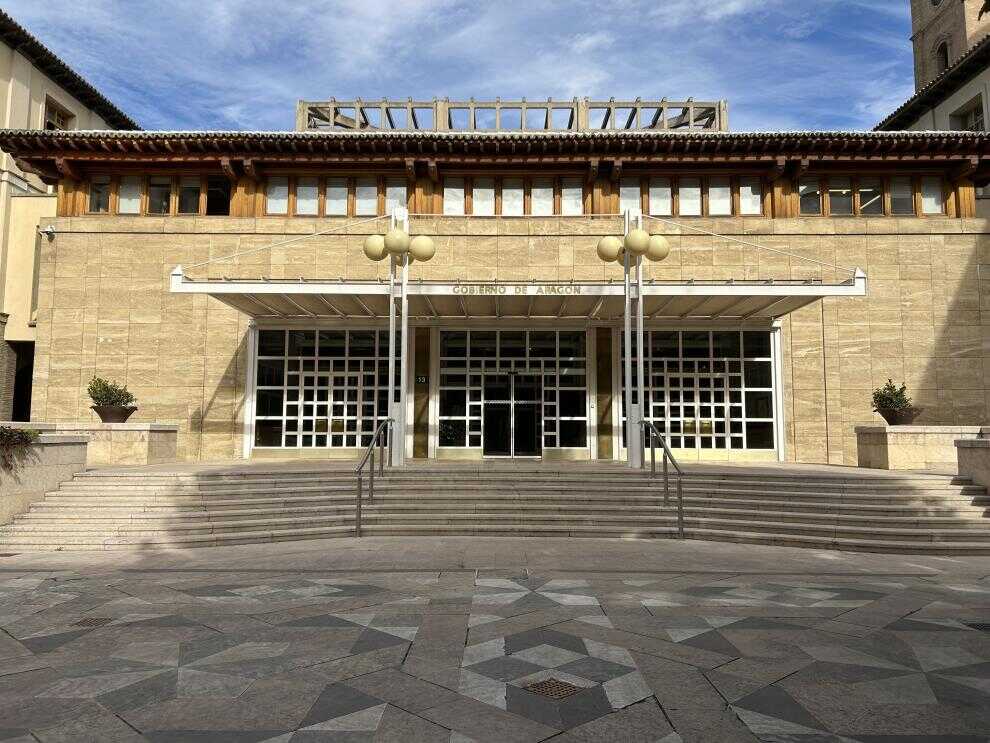 阿拉贡政府暂停日程，为托莱多铁路事故致哀